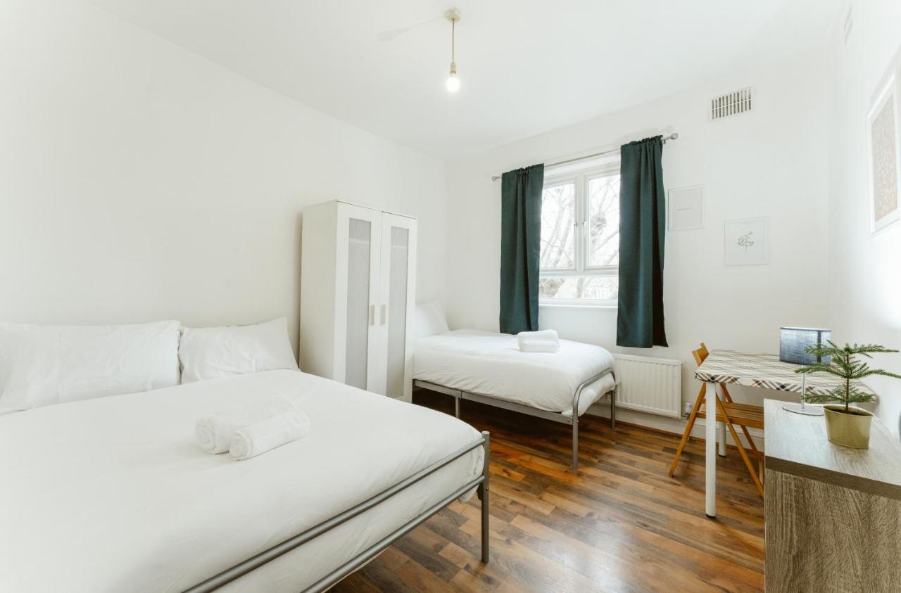 Upton Park Bedrooms 25 Min To Central Лондон Екстер'єр фото