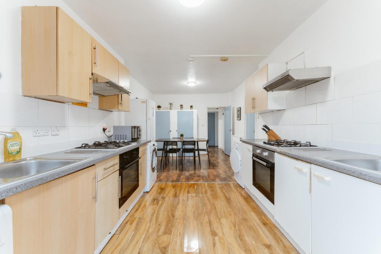 Upton Park Bedrooms 25 Min To Central Лондон Екстер'єр фото