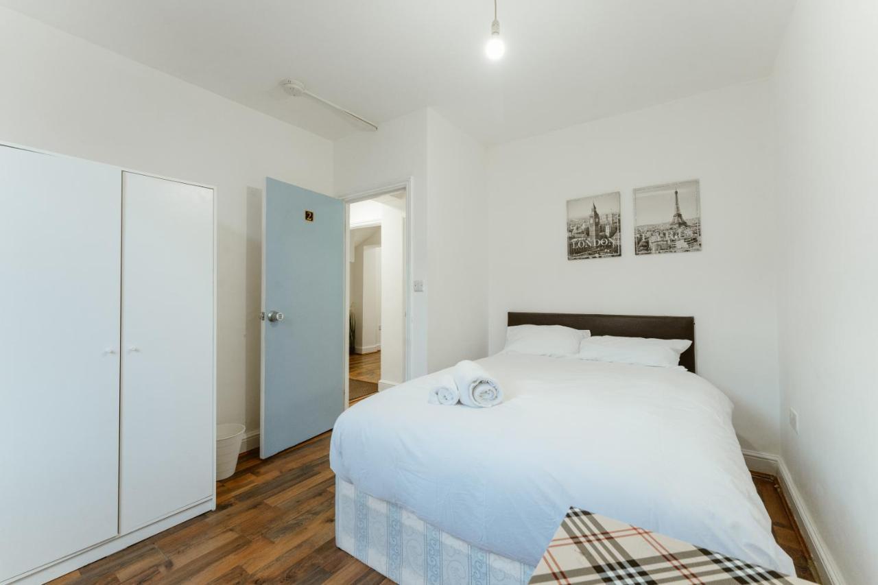 Upton Park Bedrooms 25 Min To Central Лондон Екстер'єр фото